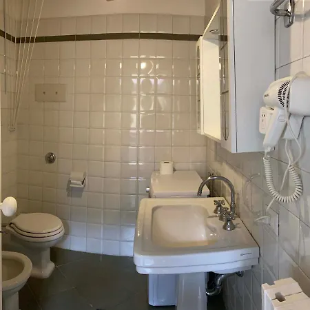 Bnbutler - Alzaia Naviglio Grande - Your Nest In The Romantic District In